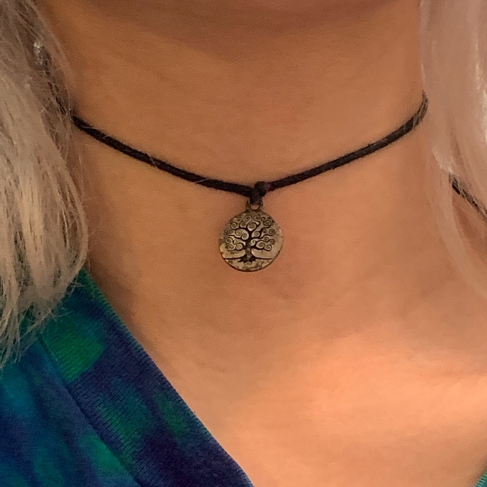 Tree necklace - Picture 2 of 2